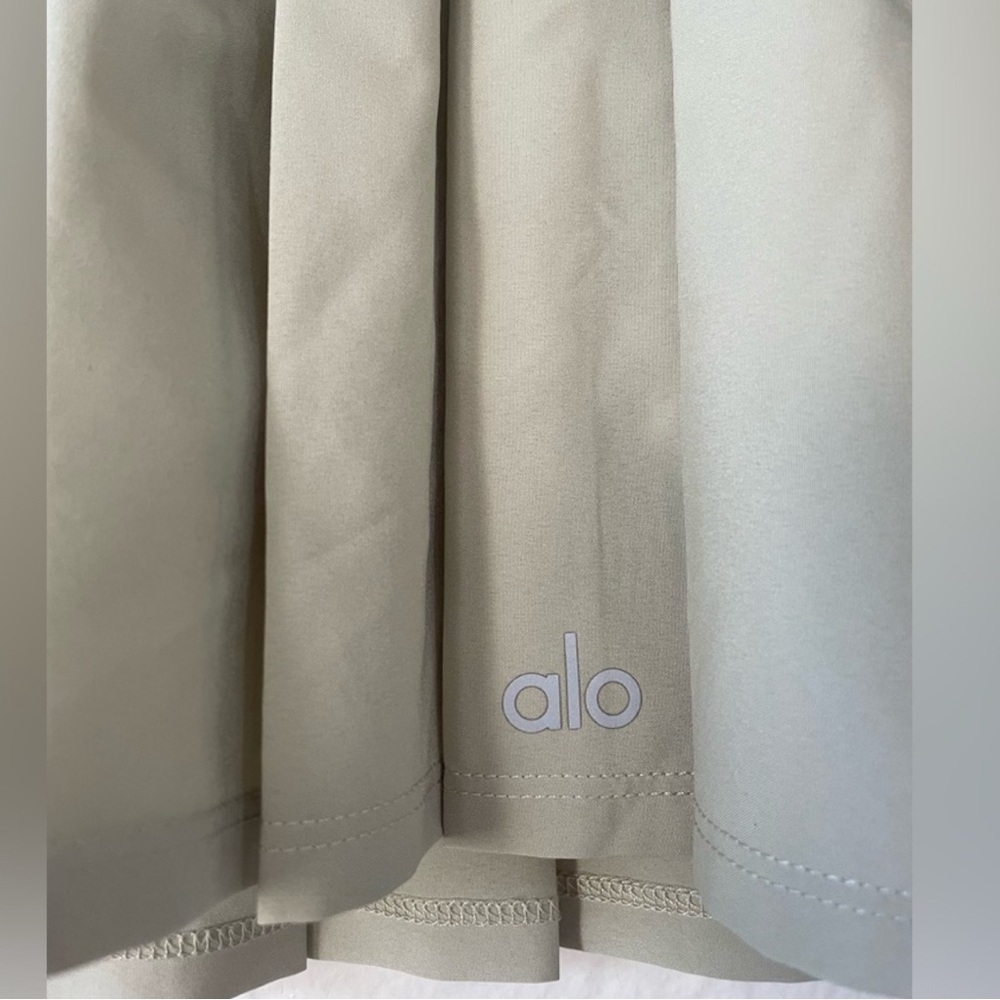Alo Yoga Varsity pleated tennis miniskirt, built in shorts; S -see measurements - Picture 5 of 5